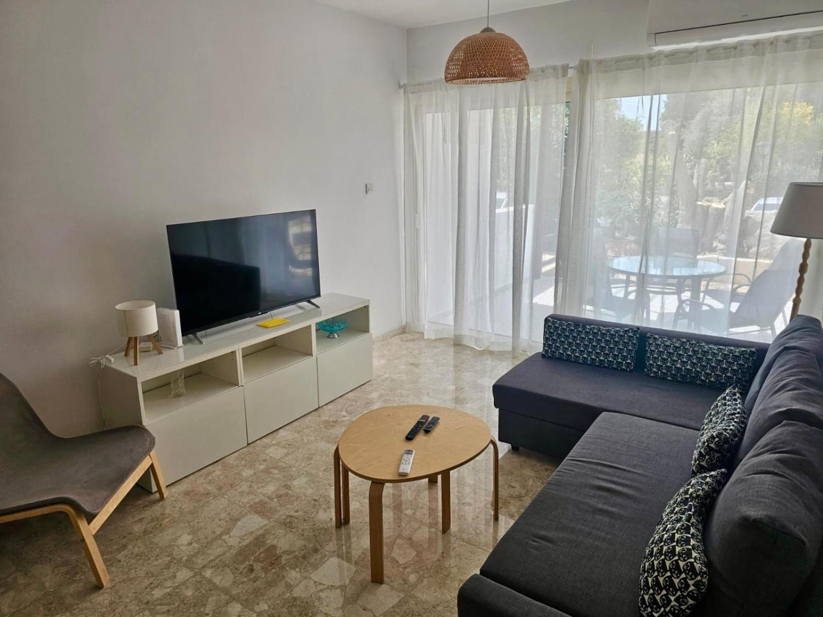 Margarita 110 Apartment Пафос Екстериор снимка