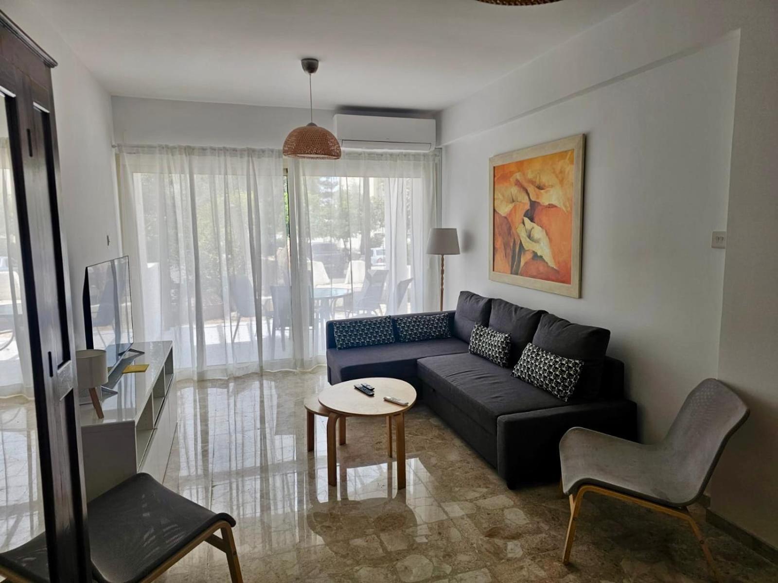 Margarita 110 Apartment Пафос Екстериор снимка